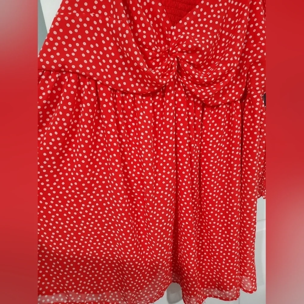 NWOT Eloquii Red & White Polka Dot Twisted Bodice Mini Dress in Size 26 - Picture 7 of 13